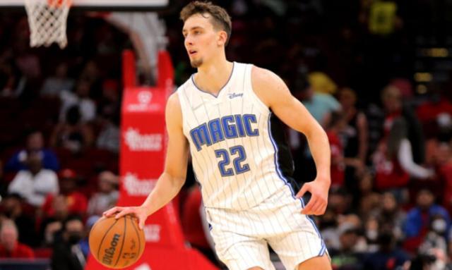 的比赛中展 的比赛中展