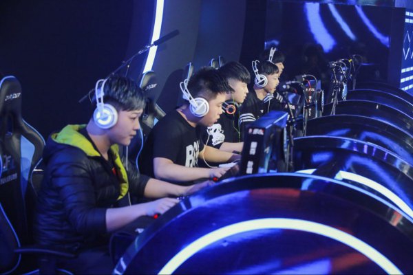 霍福德和马 霍福德和马