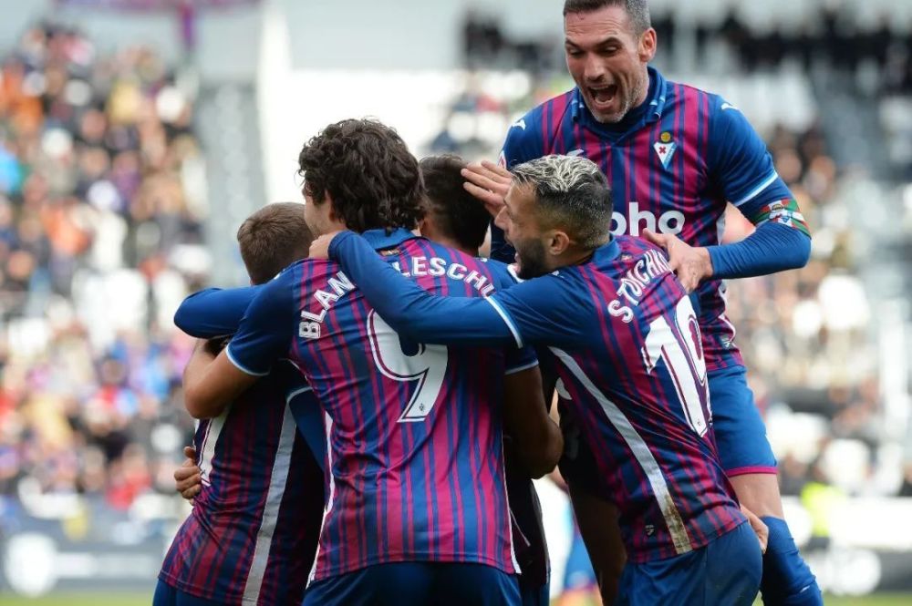 竞技与商业 竞技与商业